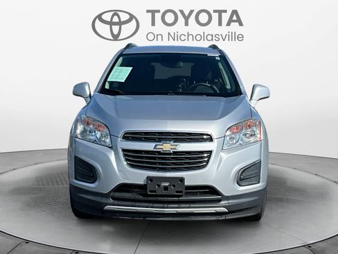 Used 2016 Chevrolet Trax LT w/ LT Convenience Package FWD image 9