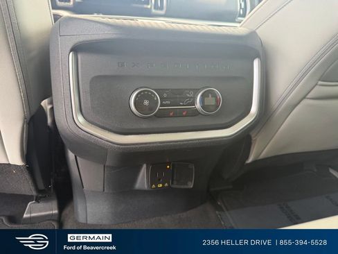 Used 2025 Ford Expedition Max Platinum AWD/4WD image 28