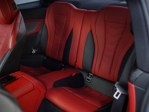 Used 2019 BMW M850i xDrive Coupe w/ Comfort Seating Package image 24