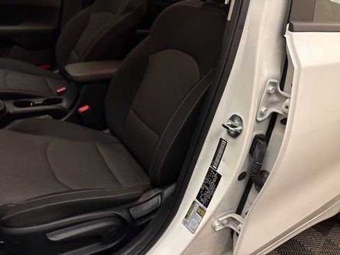 Certified 2024 Kia Forte LXS image 11