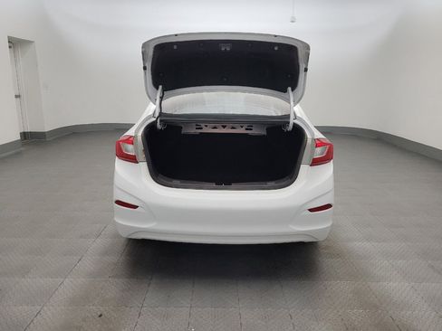 Used 2017 Chevrolet Cruze LS FWD image 29
