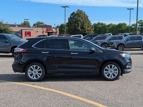Used 2023 Ford Edge Titanium AWD/4WD image 8