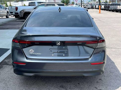 Used 2024 Honda Accord EX image 4