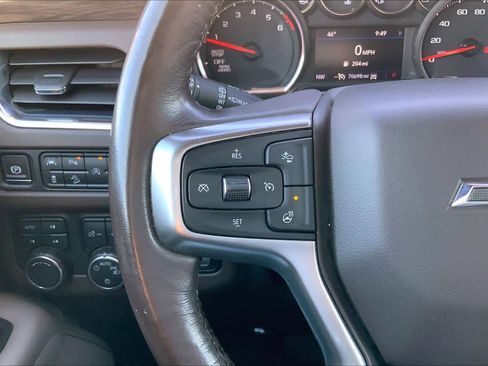 Used 2021 Chevrolet Tahoe Z71 w/ Z71 Signature Package image 23