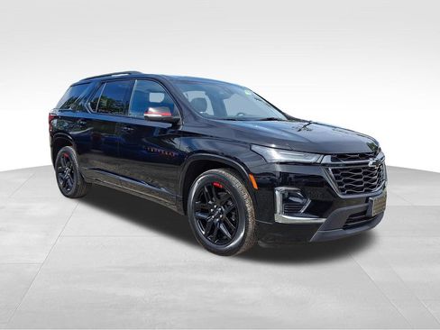 Certified 2023 Chevrolet Traverse Premier w/ Redline Edition AWD/4WD image 1