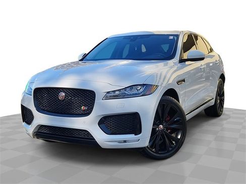 Used 2019 Jaguar F-PACE S image 1
