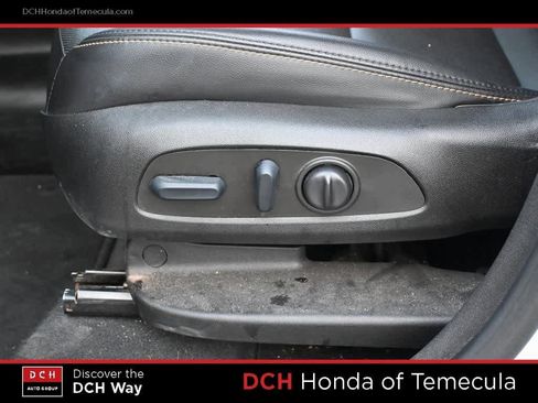 Used 2022 Chevrolet Equinox Premier image 15