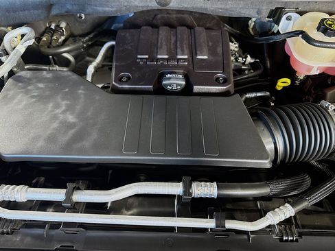 Used 2023 Chevrolet Silverado 1500 Custom image 37