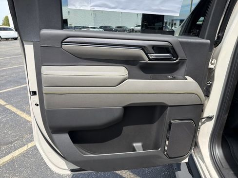 New 2026 Chevrolet Silverado 2500 ZR2 w/ LPO, Dark Essentials Package AWD/4WD image 24