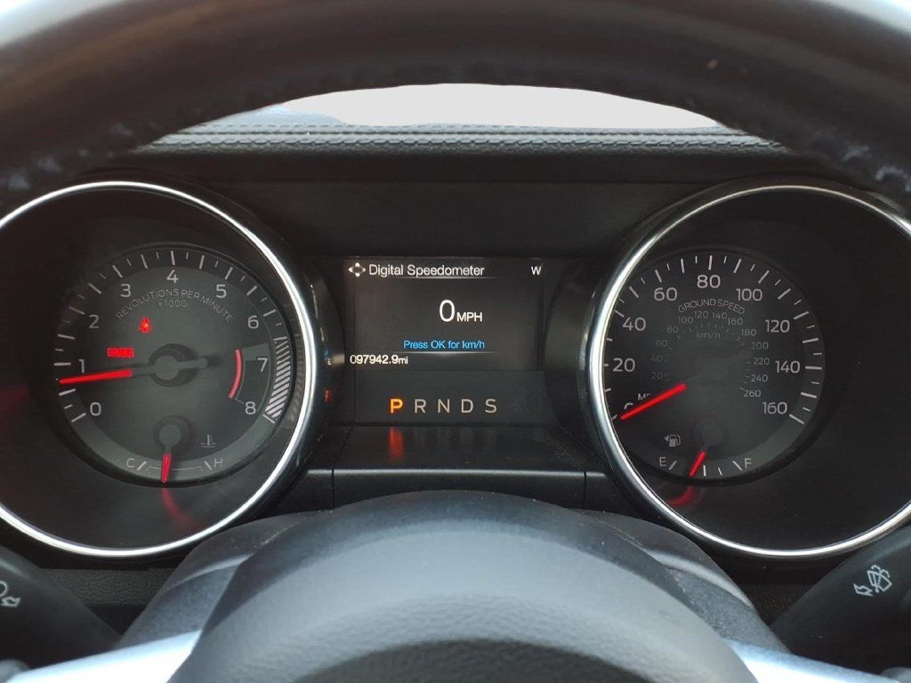 Used 2020 Ford Mustang Coupe RWD image 13