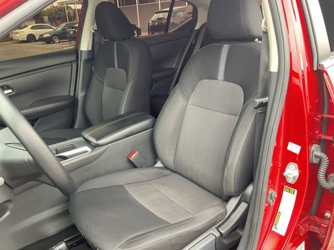 Used 2025 Nissan Sentra SV FWD image 18