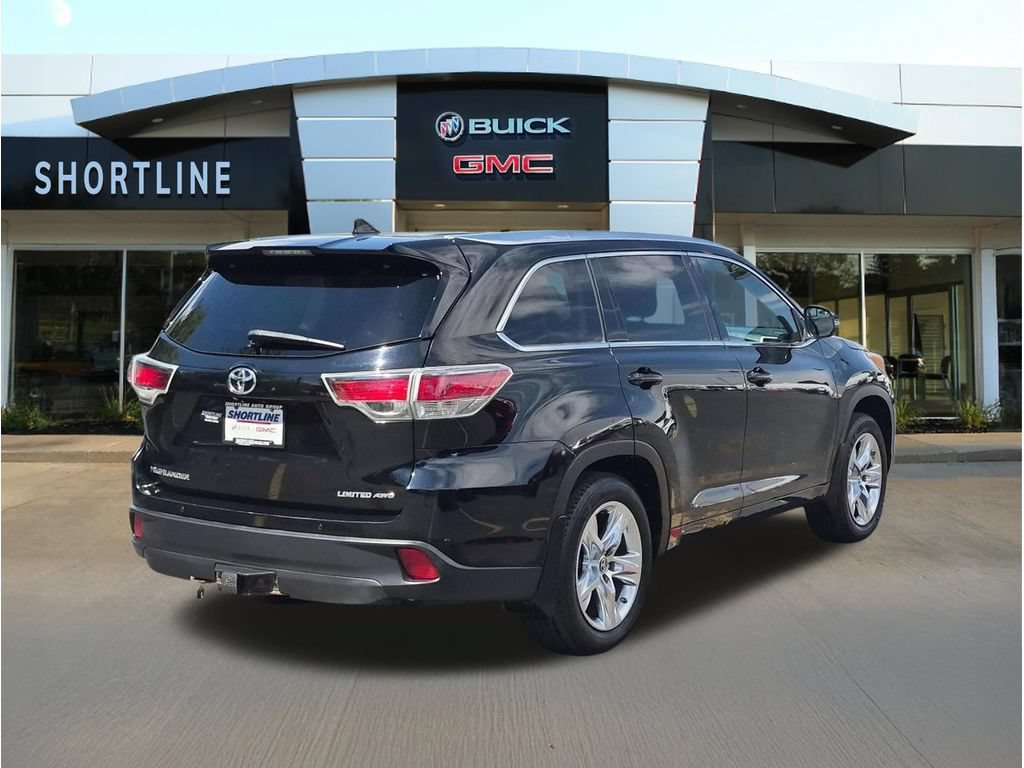 Used 2016 Toyota Highlander Limited Platinum AWD/4WD image 3