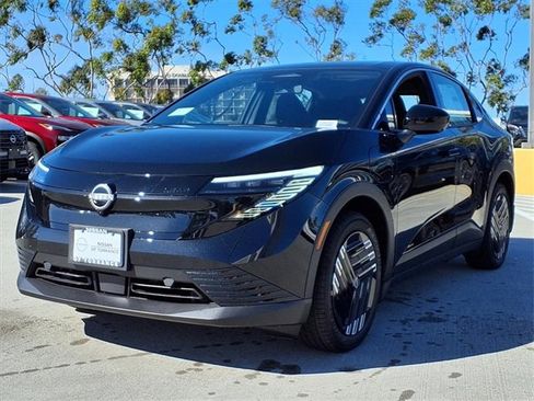 New 2026 Nissan Leaf image 3