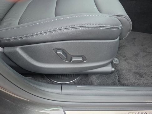 New 2026 Genesis GV70 2.5T AWD/4WD image 28