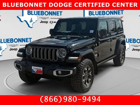 Used 2024 Jeep Wrangler Unlimited Sahara w/ Technology Group AWD/4WD image 1