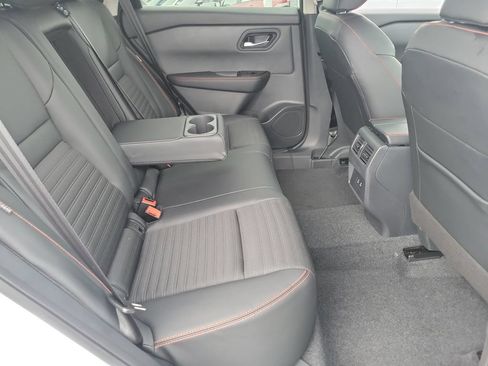 New 2026 Nissan Rogue SV AWD/4WD image 13
