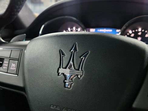 Used 2015 Maserati Quattroporte S Q4 image 32