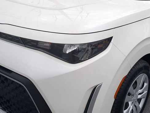 Certified 2023 Kia Soul LX image 10