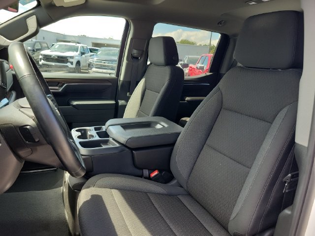 Certified 2024 Chevrolet Silverado 1500 LT AWD/4WD image 25