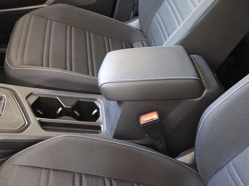 Used 2023 Volkswagen Tiguan S FWD image 8