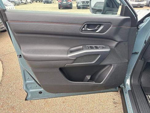 New 2026 Nissan Pathfinder Rock Creek w/ Rock Creek Premium Package AWD/4WD image 10