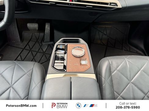 Used 2023 BMW iX xDrive50 w/ Premium Package image 12