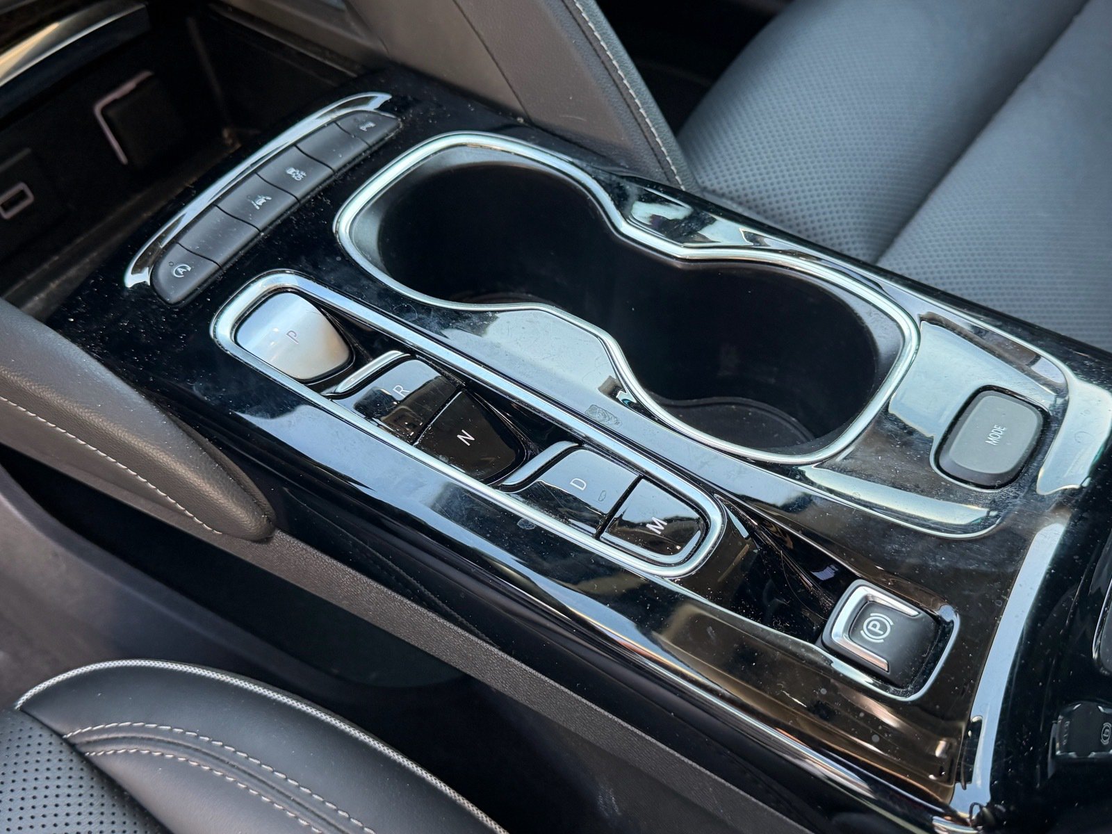 Used 2023 Buick Envision Essence FWD image 10
