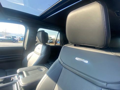 New 2026 Ford Expedition Platinum w/ Stealth Appearance Package image 27