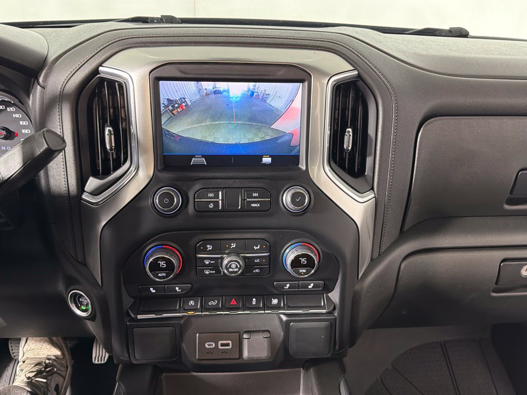 Used 2022 Chevrolet Silverado 1500 RST w/ LPO, Blackout Package AWD/4WD image 17