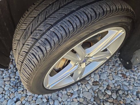 Used 2016 Volvo V60 T5 Premier image 9