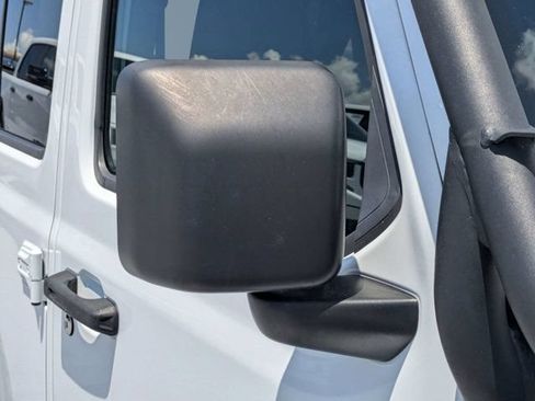 Used 2018 Jeep Wrangler Unlimited Sport S AWD/4WD image 11