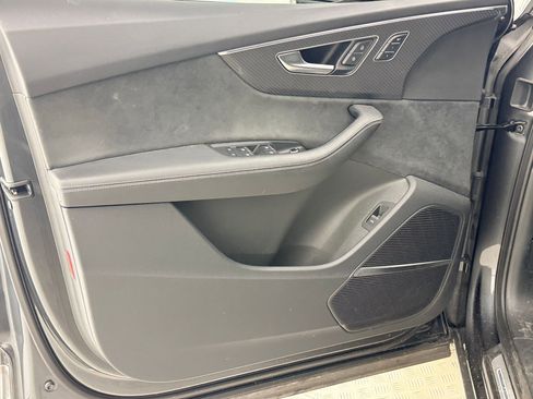 Certified 2025 Audi SQ7 Premium Plus AWD/4WD image 12
