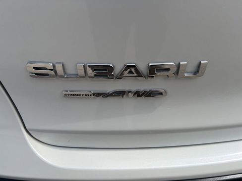 Used 2023 Subaru Ascent Premium w/ Convenience Package AWD/4WD image 31