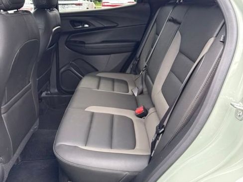 Used 2024 Chevrolet TrailBlazer ACTIV w/ Convenience Package AWD/4WD image 16