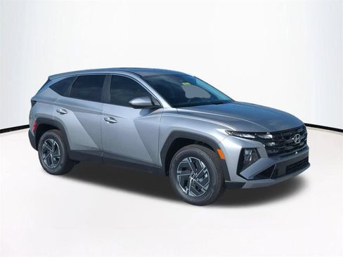 New 2026 Hyundai Tucson Blue SE AWD/4WD image 2