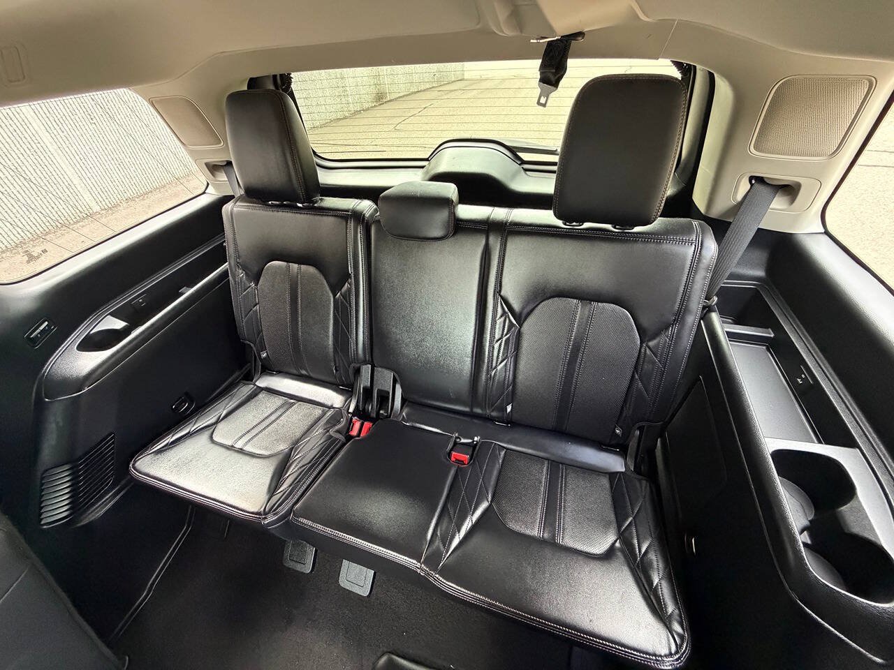 Used 2019 Ford Expedition Platinum AWD/4WD image 25