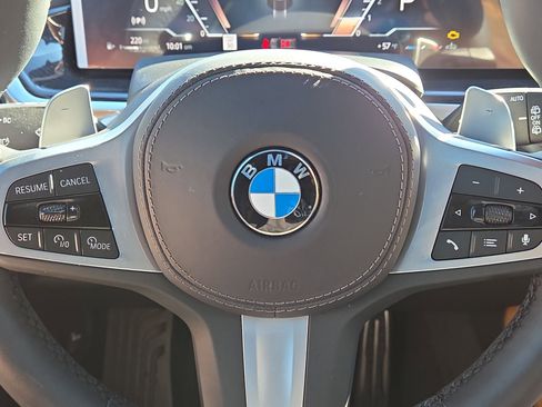 Certified 2026 BMW X7 xDrive40i w/ M Sport Package image 21