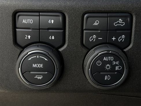 Certified 2024 Chevrolet Silverado 1500 High Country w/ High Country Premium Package image 24