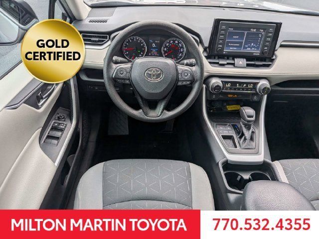 Certified 2021 Toyota RAV4 XLE w/ Convenience Package FWD image 16