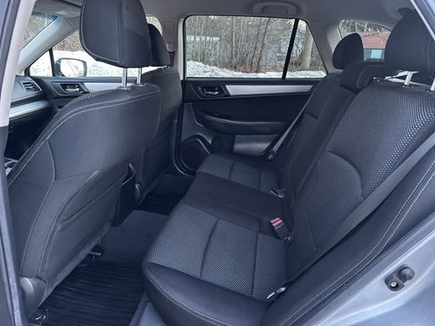 Used 2016 Subaru Outback 2.5i Premium image 17
