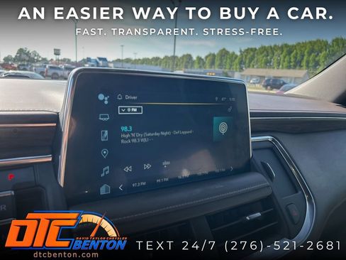 Used 2023 Chevrolet Suburban Z71 w/ Luxury Package AWD/4WD image 24
