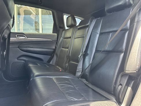 Used 2016 Jeep Grand Cherokee Limited AWD/4WD image 28