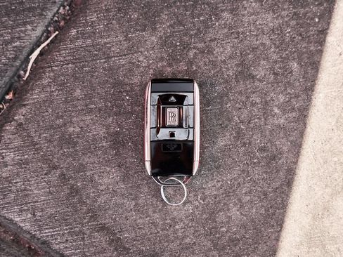 Used 2024 Rolls-Royce Ghost AWD/4WD image 80