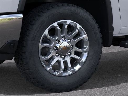 New 2026 Chevrolet Silverado 2500 LTZ w/ LTZ Premium Package AWD/4WD image 9
