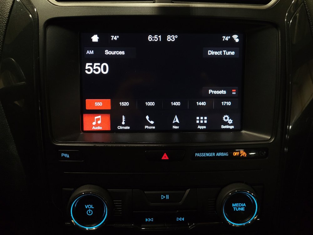Used 2019 Ford Explorer XLT w/ Equipment Group 202A AWD/4WD image 25