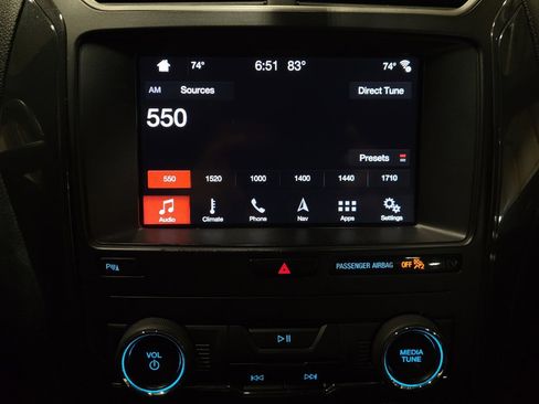 Used 2019 Ford Explorer XLT w/ Equipment Group 202A AWD/4WD image 25