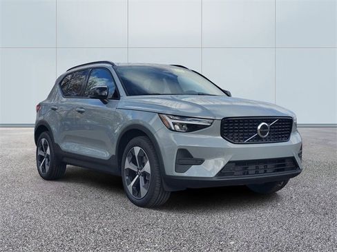 New 2026 Volvo XC40 B5 Core w/ Protection Package Premier image 3