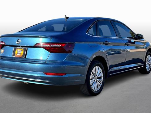 Used 2020 Volkswagen Jetta R-Line image 2