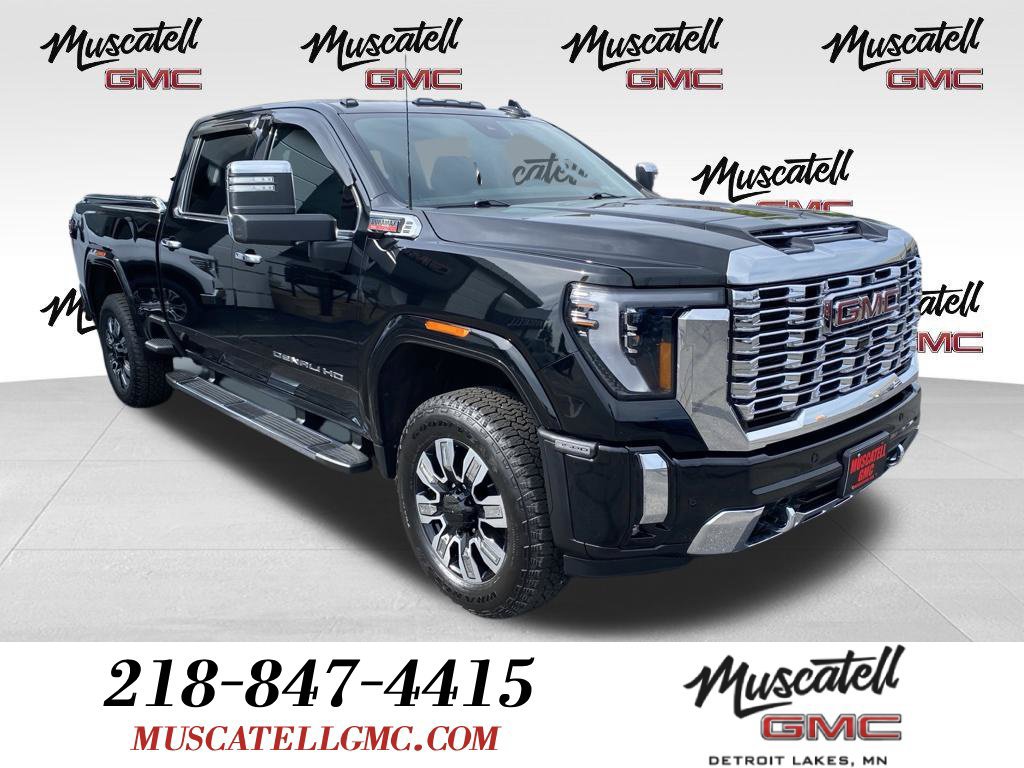 Used 2024 GMC Sierra 3500 Denali w/ Denali Reserve Package AWD/4WD image 1