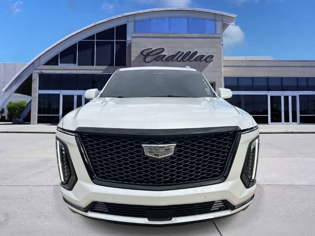 Used 2025 Cadillac Escalade Sport Platinum w/ LPO, ONYX Package AWD/4WD image 2